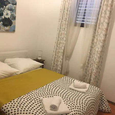 Nicole Apartment Solin